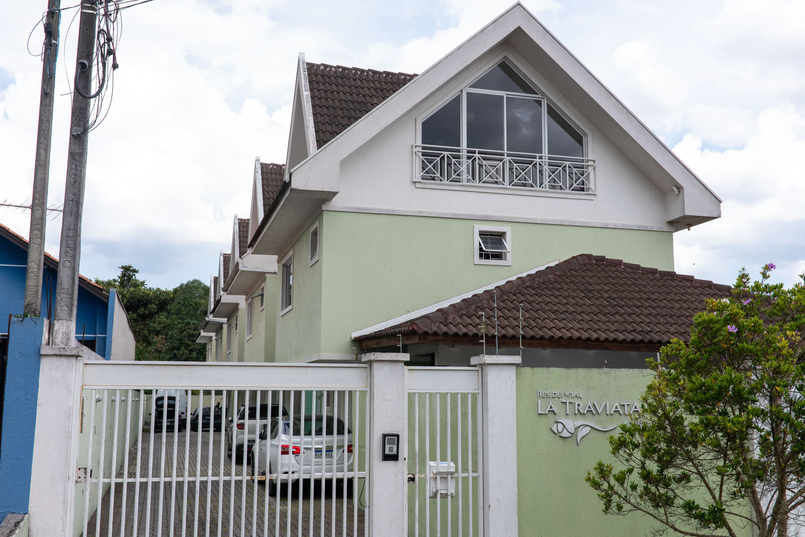 Triplex moderno com área gourmet e ático espaçoso no Boqueirão